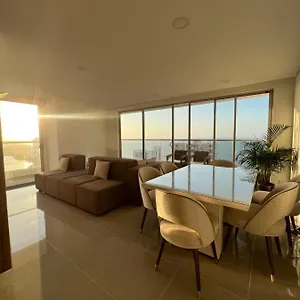 Comodidad, La Mejor Vista Al Mar Y Ubicacion En Apartamento