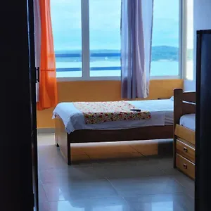 Aparta-estudio, Piso 19, Con Vista Al Mar Apartamento